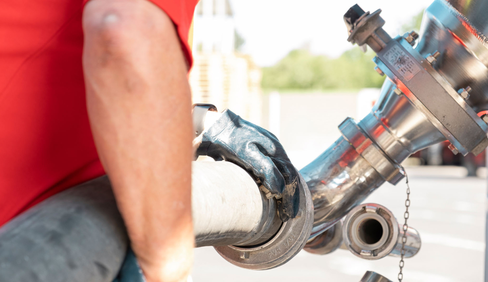 Silotransporte Mitarbeiter Slider 3